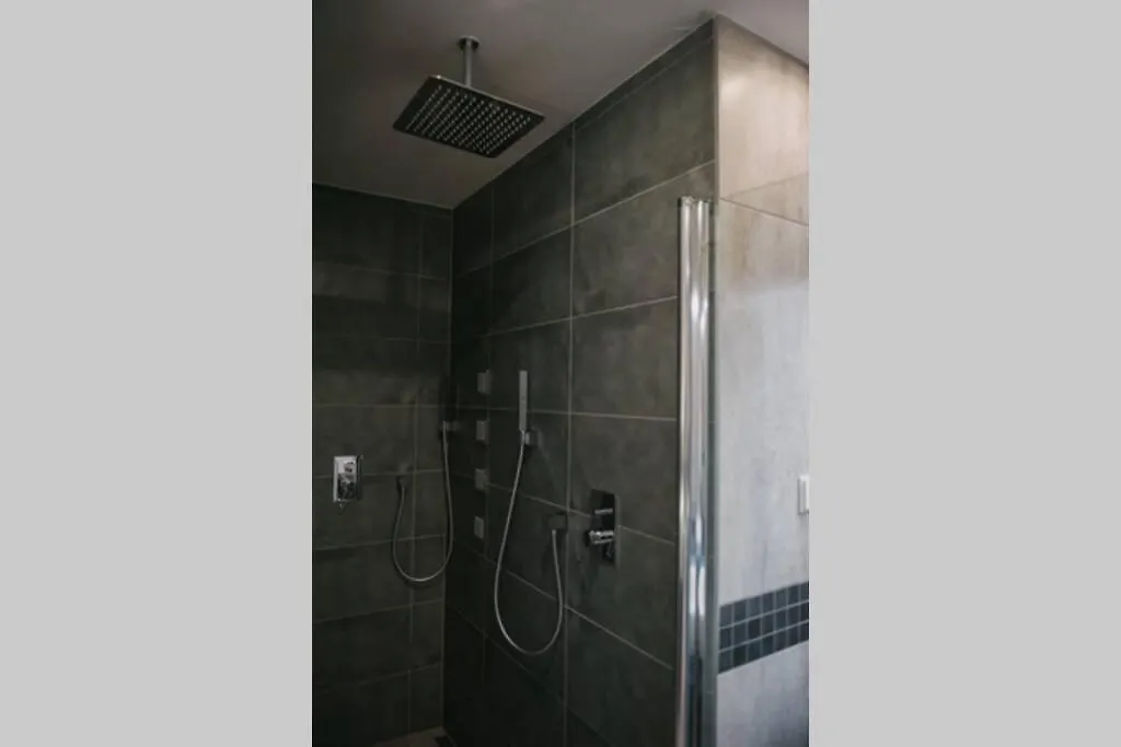 Huge 3-Bed Duplex W Sauna, Jacuzzi, Terrace & Ac Apartment Prague Czech Republic