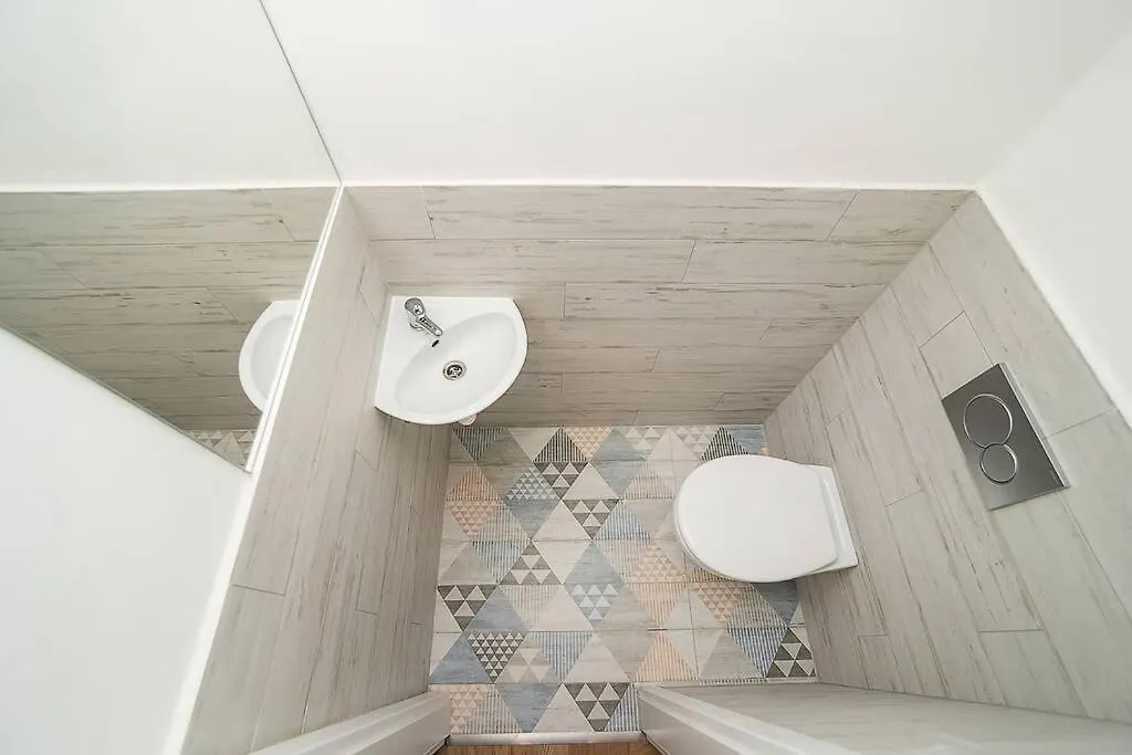 Huge 3-Bed Duplex W Sauna, Jacuzzi, Terrace & Ac Apartment Prague 0*,  Czech Republic