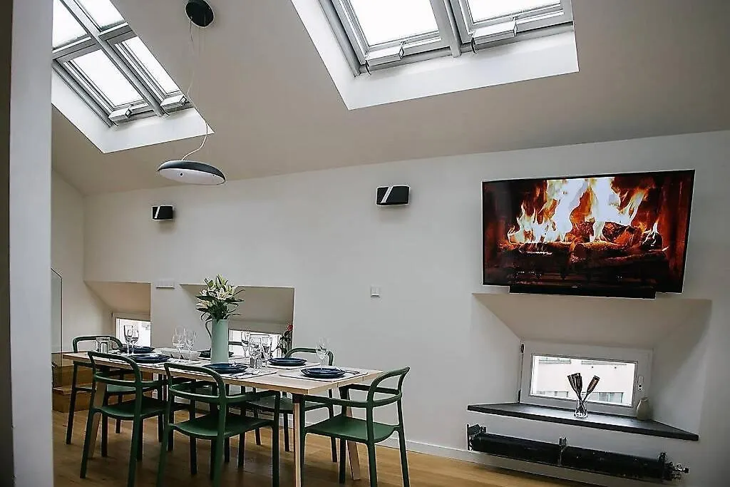 Huge 3-Bed Duplex W Sauna, Jacuzzi, Terrace & Ac Apartment Prague 0*,  Czech Republic