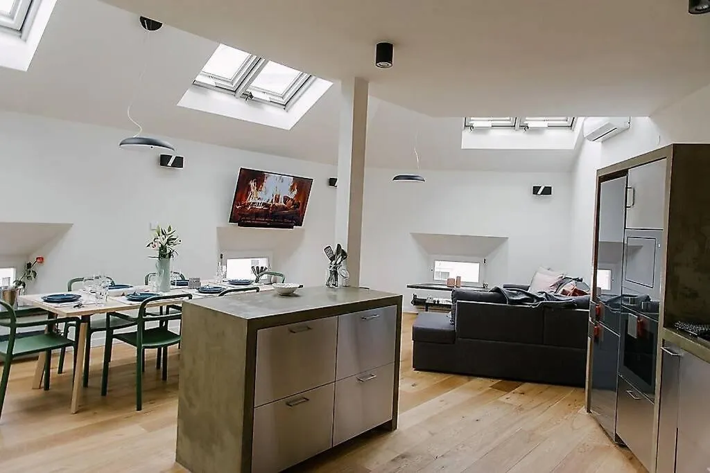 Huge 3-Bed Duplex W Sauna, Jacuzzi, Terrace & Ac Apartment Prague 0*,  Czech Republic